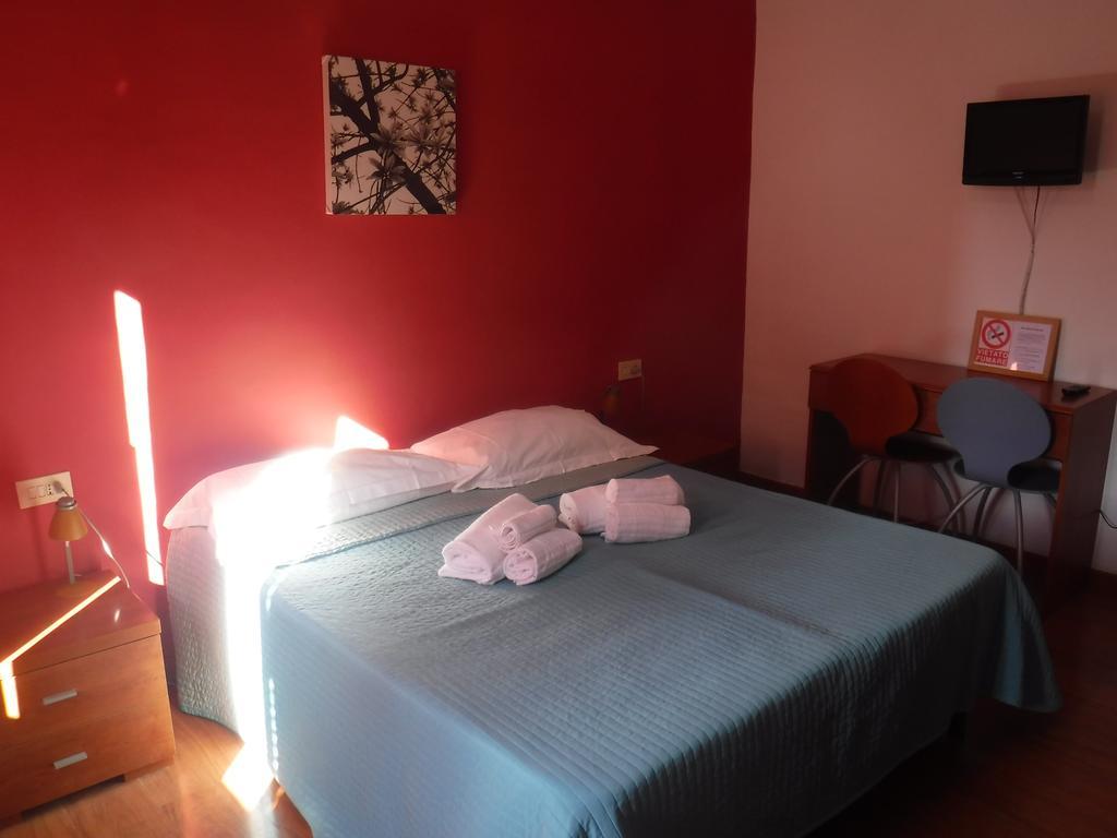Ares Rooms روما الغرفة الصورة