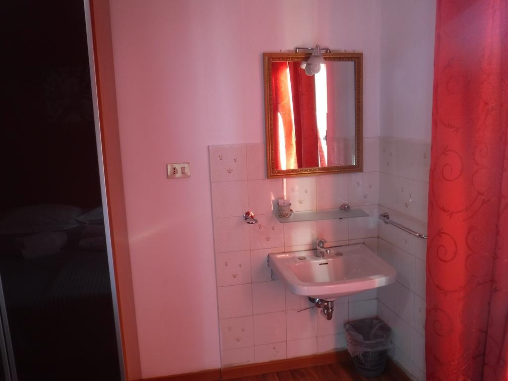 Ares Rooms روما الغرفة الصورة